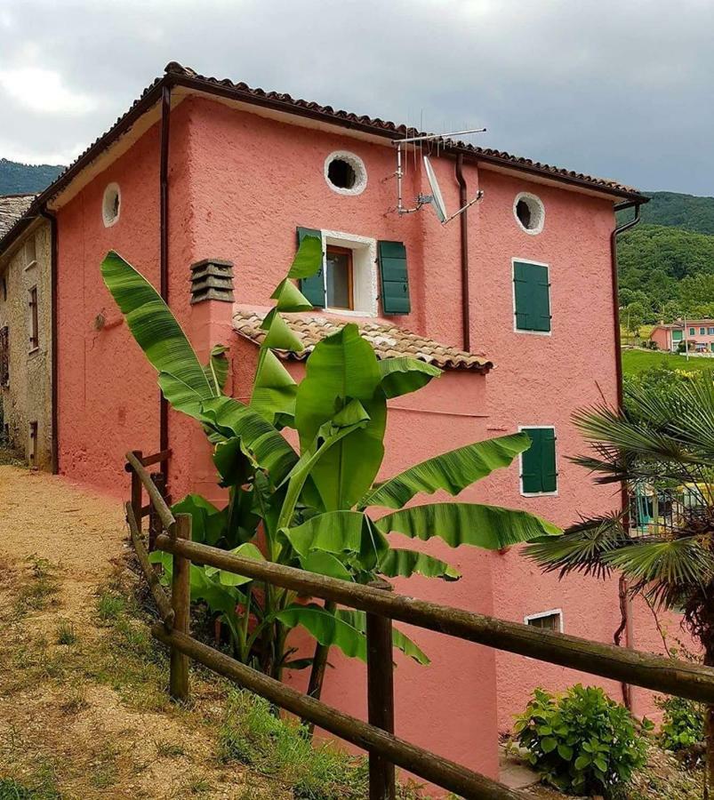 La Casa Rosa Di Segusino With Spa Jacuzzi In Garden Sequsino Buitenkant foto
